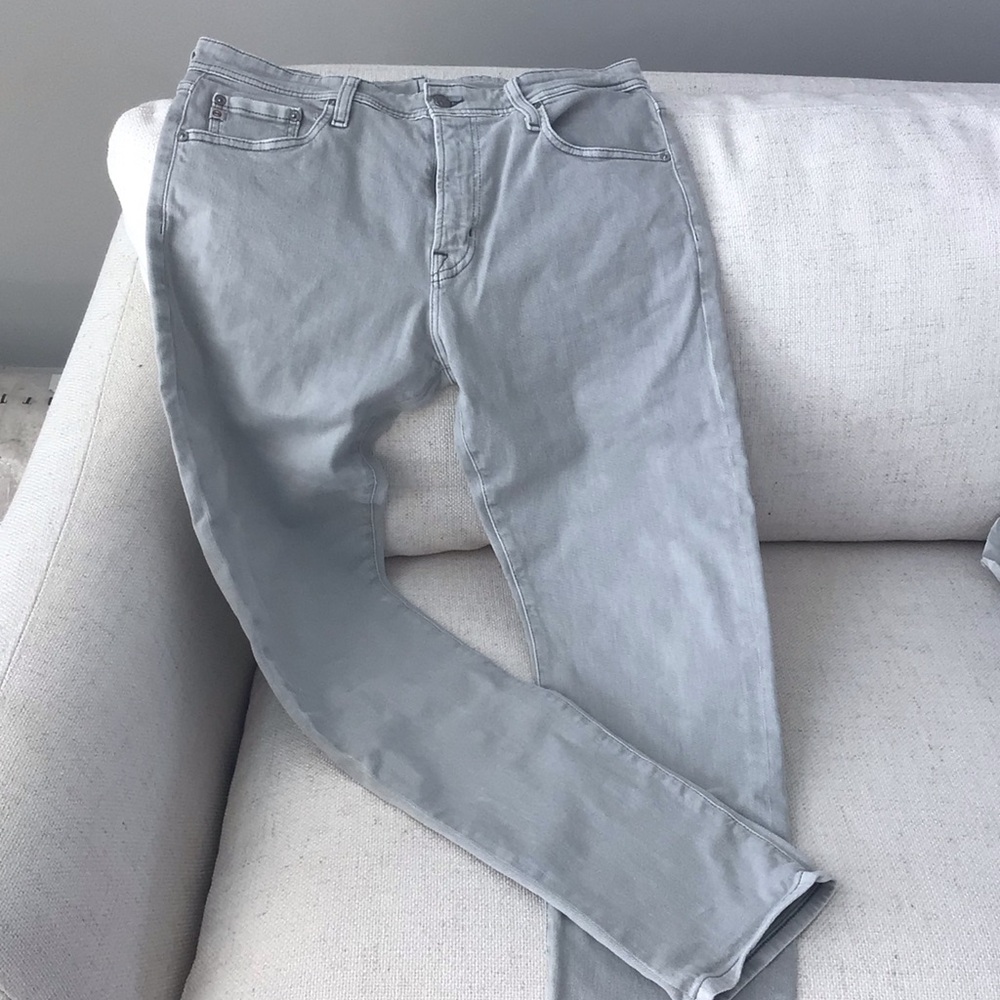 Men's Light Gray Slim Jeans
